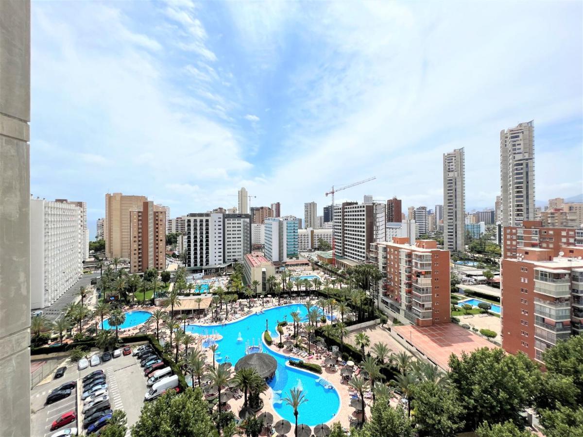 Gemelos 22-3-12 Benidorm Exterior foto