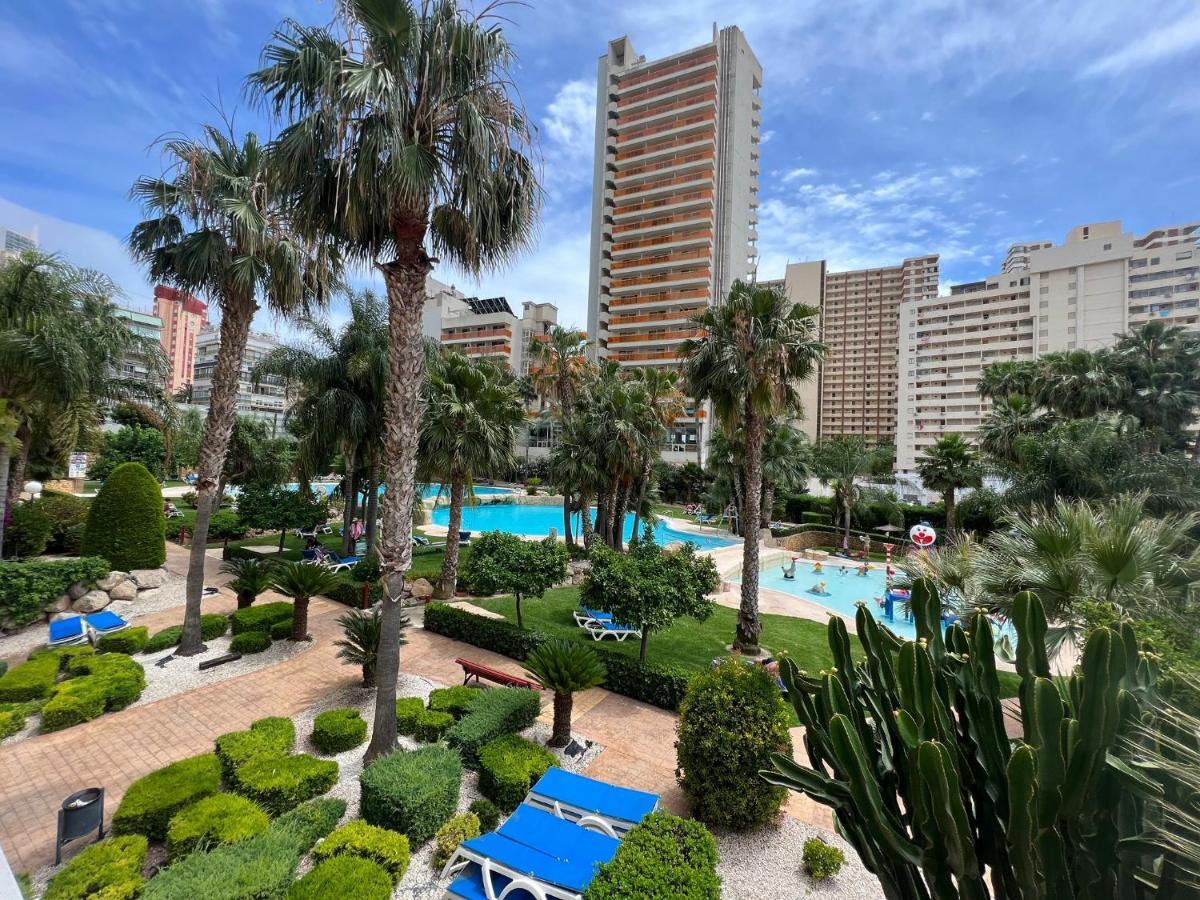 Gemelos 22-3-12 Benidorm Exterior foto